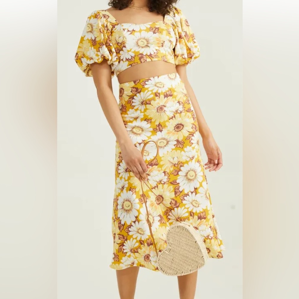 Altard state skirt & top set size small